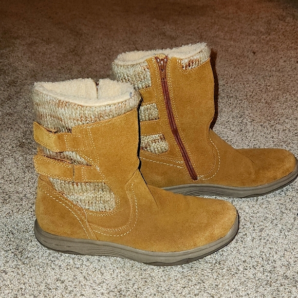 Earth Origins Felicity Brown Suede Knit Accent Faux Fur Lined Boot 9 - Picture 1 of 3